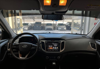 Подержанный автомобиль Hyundai Creta 2021 года (9 фото)