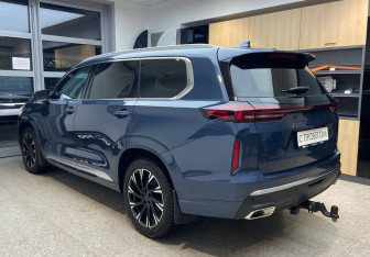 Подержанный автомобиль Exeed VX 2023 года (7 фото)