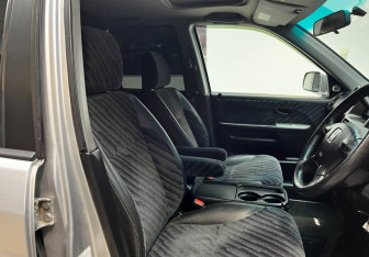 Подержанный автомобиль Honda CR-V 2002 года (13 фото)