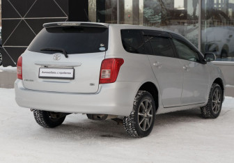 Подержанный автомобиль Toyota Corolla Wagon 2007 года (5 фото)