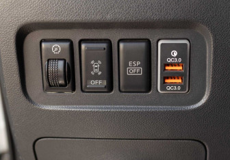 Подержанный автомобиль Renault Koleos 2008 года (20 фото)
