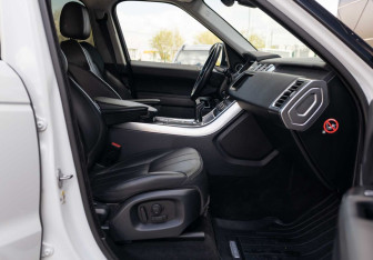 Подержанный автомобиль Land Rover Range Rover Sport 2017 года (23 фото)