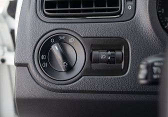 Подержанный автомобиль Volkswagen Polo Sedan 2020 года (18 фото)