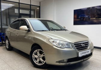 Подержанный автомобиль Hyundai Elantra Sedan 2007 года (4 фото)