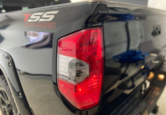 Подержанный автомобиль Toyota Tundra 2019 года (9 фото)