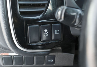 Подержанный автомобиль Mitsubishi Outlander 2013 года (19 фото)