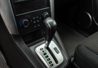 Подержанный автомобиль Chevrolet Captiva 2007 года (14 фото)