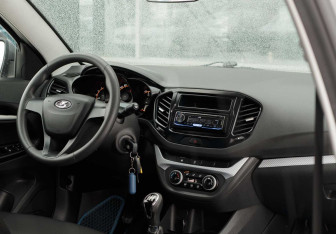 Подержанный автомобиль LADA (ВАЗ) Vesta Sedan 2019 года (11 фото)