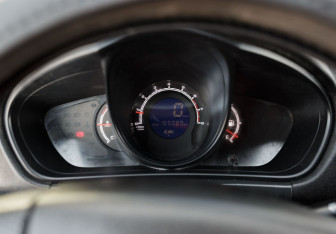 Подержанный автомобиль Lifan X60 2014 года (12 фото)