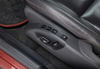 Подержанный автомобиль Volvo XC60 2010 года (18 фото)