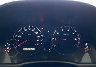 Подержанный автомобиль Toyota Land Cruiser Prado 2008 года (12 фото)