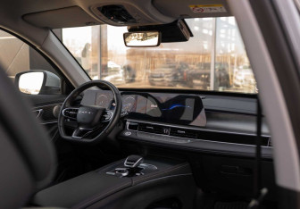 Подержанный автомобиль Chery Tiggo 8 Pro Max 2024 года (10 фото)