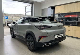 Подержанный автомобиль Changan UNI-T 2020 года (6 фото)