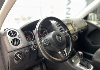 Подержанный автомобиль Volkswagen Tiguan 2012 года (8 фото)