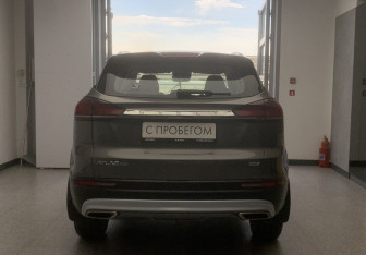 Подержанный автомобиль Geely Atlas Pro 2023 года (5 фото)