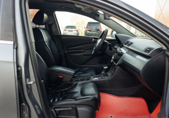 Подержанный автомобиль Volkswagen Passat Sedan 2005 года (20 фото)