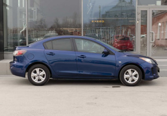 Подержанный автомобиль Mazda 3 Sedan 2013 года (4 фото)