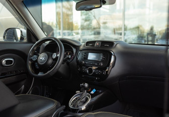 Подержанный автомобиль Kia Soul 2016 года (10 фото)