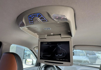 Подержанный автомобиль Volvo XC90 2007 года (13 фото)