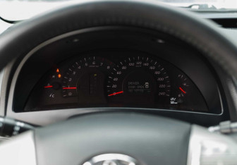Подержанный автомобиль Toyota Camry Sedan 2007 года (13 фото)