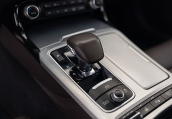 Подержанный автомобиль Kia Stinger 2018 года (18 фото)