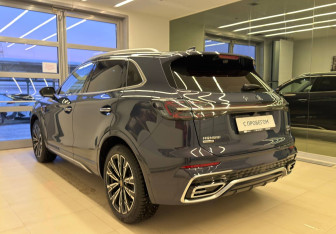 Новый Hongqi HS5 2024 (7 фото)