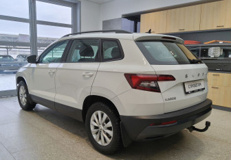 Подержанный автомобиль Skoda Karoq 2021 года (7 фото)