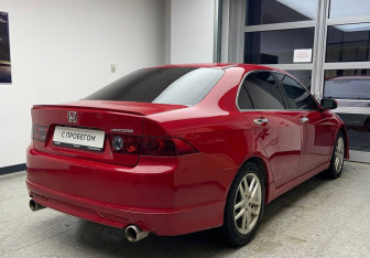 Подержанный автомобиль Honda Accord Sedan 2007 года (4 фото)