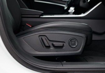 Подержанный автомобиль Audi A6 Sedan 2019 года (22 фото)