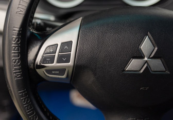 Подержанный автомобиль Mitsubishi Lancer Sedan 2007 года (13 фото)