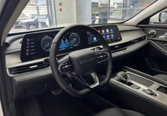 Подержанный автомобиль Chery Arrizo 8 2025 года (7 фото)