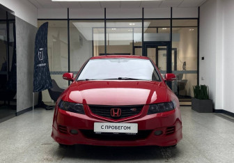 Подержанный автомобиль Honda Accord Sedan 2005 года (2 фото)