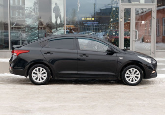 Подержанный автомобиль Hyundai Solaris Sedan 2018 года (4 фото)