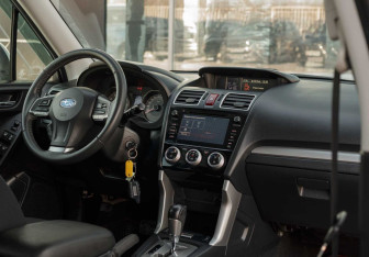 Подержанный автомобиль Subaru Forester Suv 2015 года (10 фото)