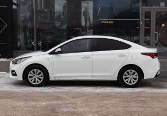 Подержанный автомобиль Hyundai Solaris Sedan 2019 года (8 фото)