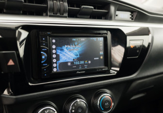 Подержанный автомобиль Toyota Corolla Sedan 2014 года (14 фото)