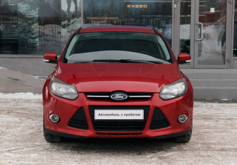 Подержанный автомобиль Ford Focus Hatchback 2012 года (2 фото)