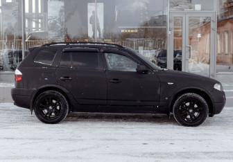 Подержанный автомобиль BMW X3 2007 года (4 фото)