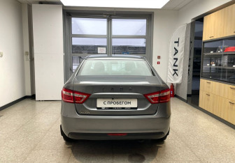 Подержанный автомобиль LADA (ВАЗ) Vesta Sedan 2020 года (6 фото)