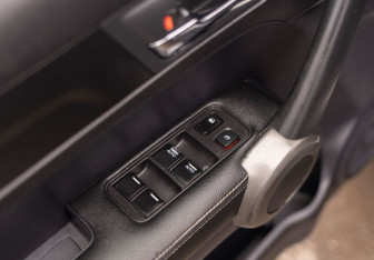 Подержанный автомобиль Honda CR-V 2012 года (17 фото)