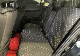 Подержанный автомобиль Mitsubishi Lancer Sedan 2013 года (14 фото)