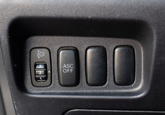 Подержанный автомобиль Mitsubishi Outlander 2008 года (17 фото)