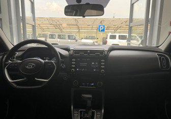 Подержанный автомобиль Hyundai Creta 2021 года (9 фото)