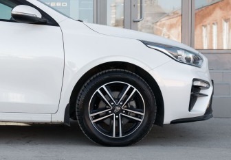 Подержанный автомобиль Kia Cerato Sedan 2020 года (9 фото)