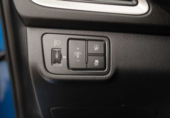 Подержанный автомобиль Hyundai Solaris Sedan 2017 года (17 фото)