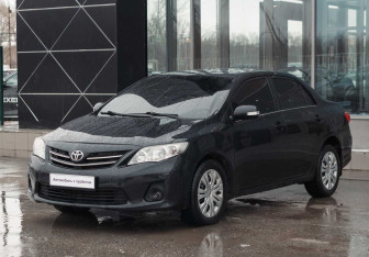 Подержанный автомобиль Toyota Corolla Sedan 2013 года (1 фото)