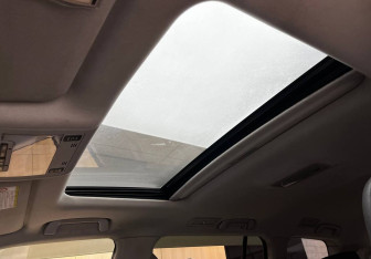 Подержанный автомобиль Toyota Land Cruiser Suv 2008 года (16 фото)