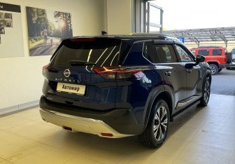 Подержанный автомобиль Nissan X-Trail 2022 года (4 фото)
