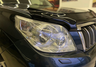 Подержанный автомобиль Toyota Land Cruiser Prado 2010 года (8 фото)