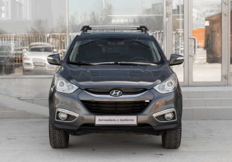 Подержанный автомобиль Hyundai ix35 2010 года (2 фото)